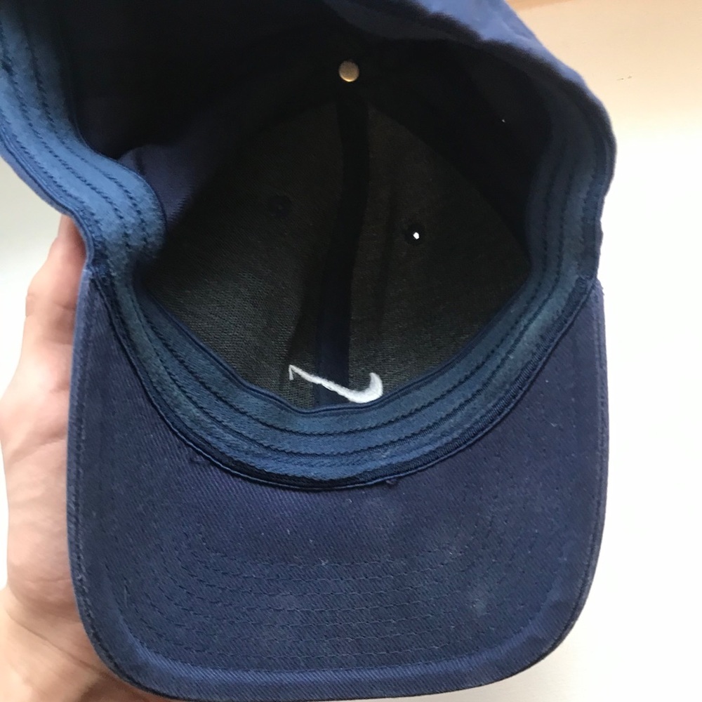 Nike Cap - Picture 3 of 3